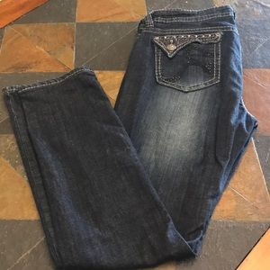 👖Great Pair of Junior’s Request Jeans.👠